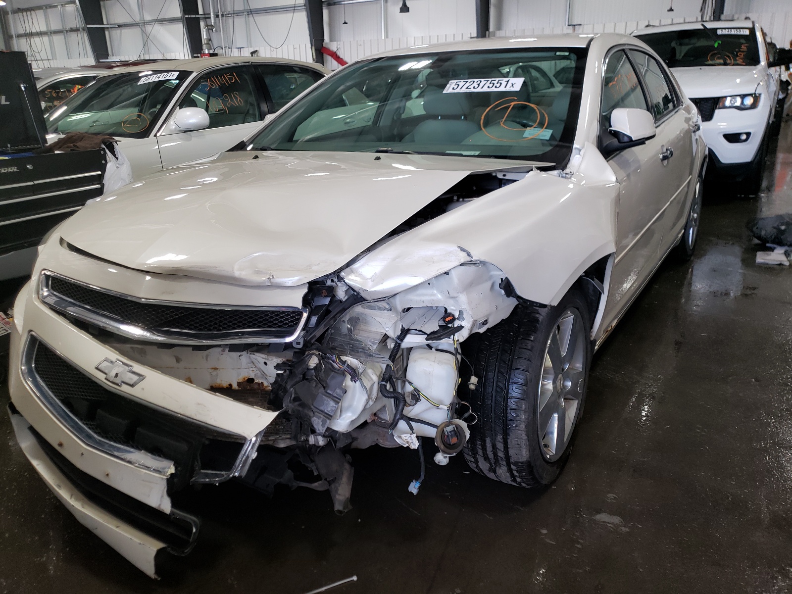 Zdjęcie 2 z aukcji – 2012 CHEVROLET MALIBU 2LT z VIN 1G1ZD5E09CF254351