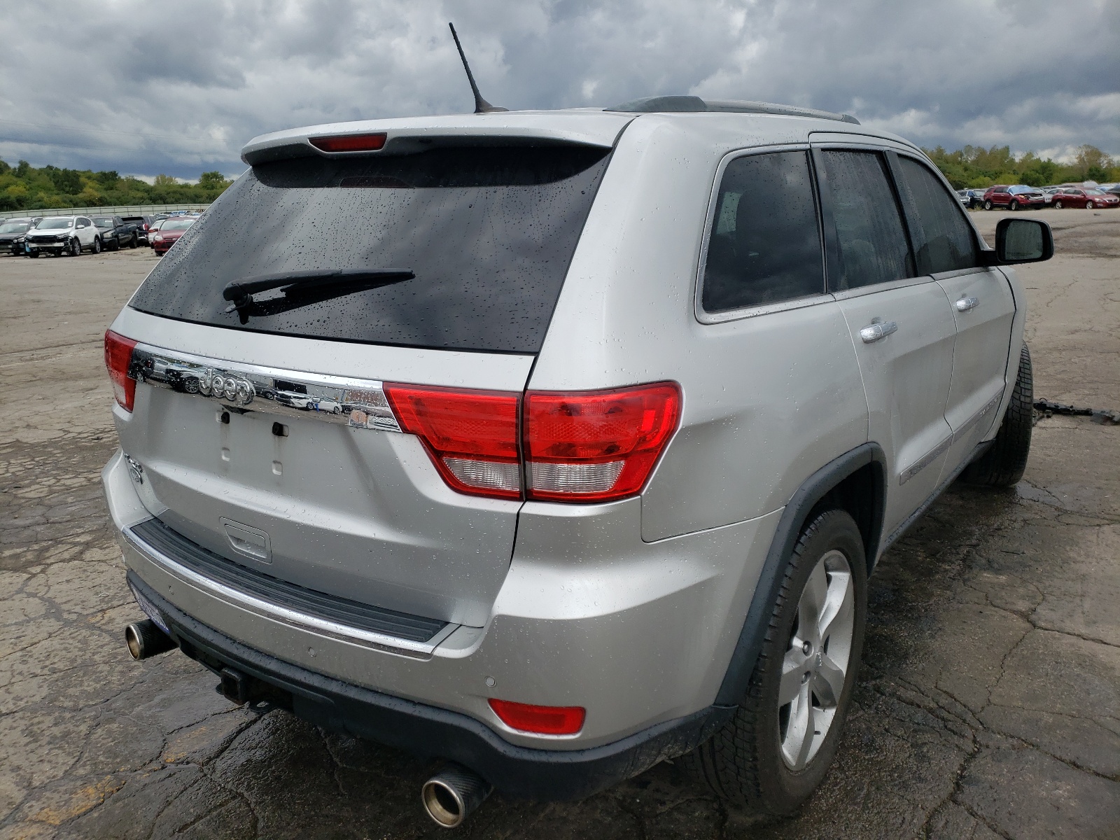 Photo 4 from auction – 2011 JEEP GRAND CHER with VIN 1J4RR6GT0BC713119