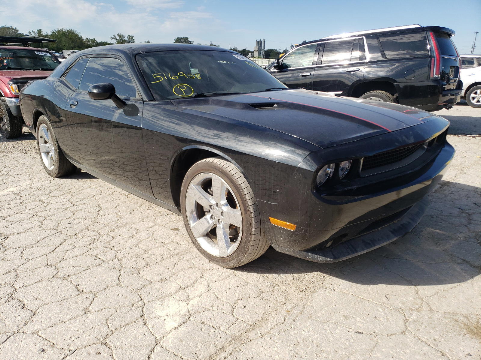 DODGE CHALLENGER 2011 with VIN 2B3CJ4DG3BH516958 - Photo from auction