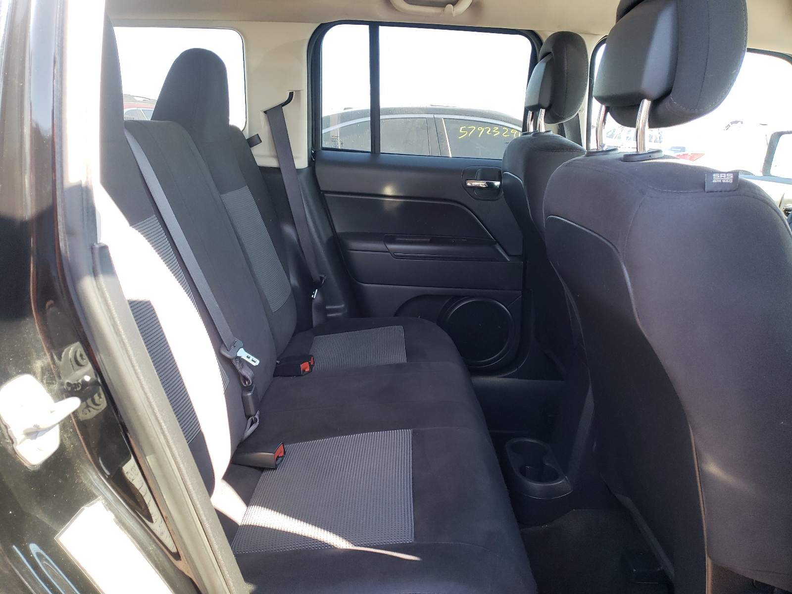 Photo 6 from auction – 2017 JEEP PATRIOT LA with VIN 1C4NJPFBXHD183741