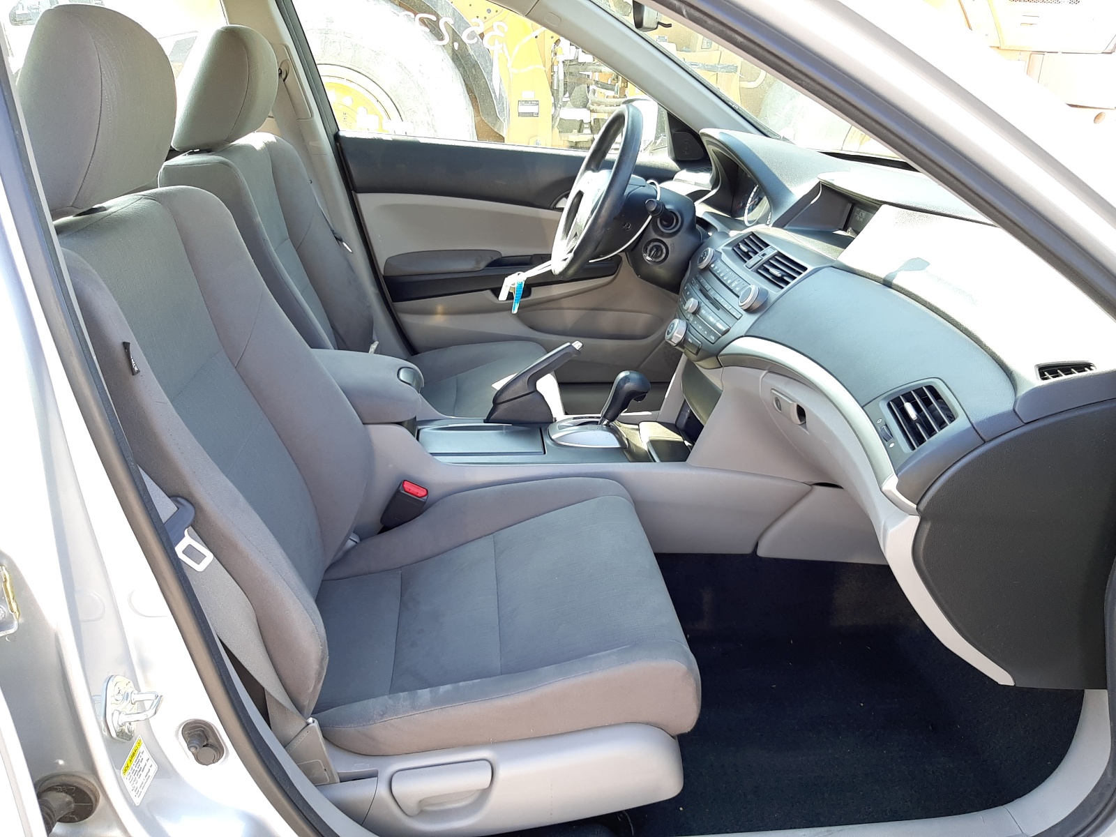 Photo 5 from auction – 2012 HONDA ACCORD LX with VIN 1HGCP2F34CA220828