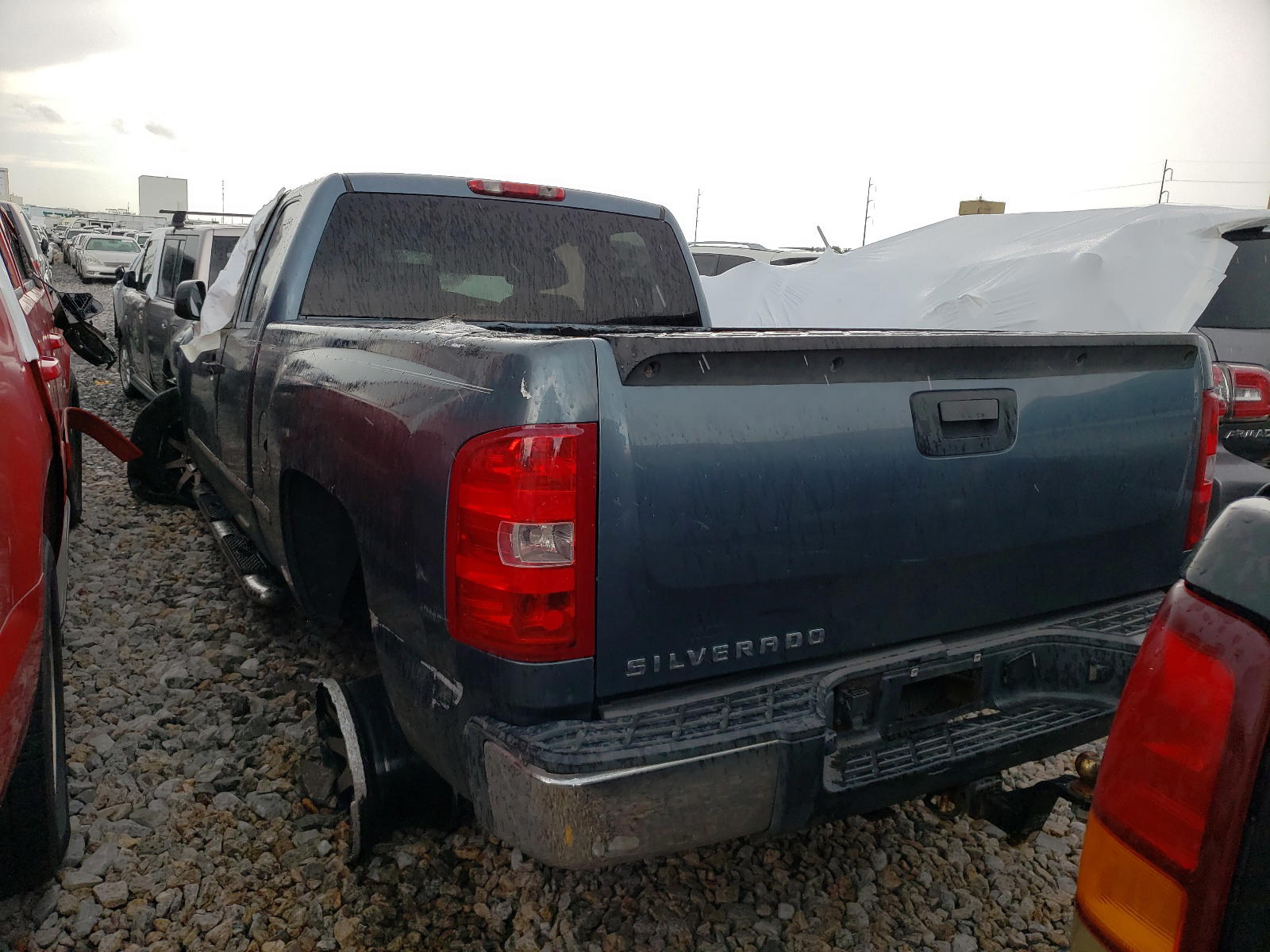Photo 3 from auction – 2007 CHEVROLET SILVERADO with VIN 2GCEC19CX71635872