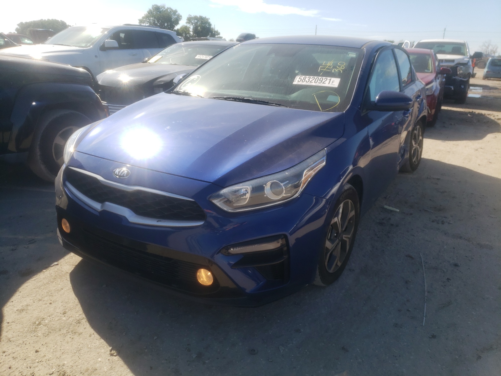 Photo 2 from auction – 2020 KIA FORTE FE with VIN 3KPF24AD0LE246135