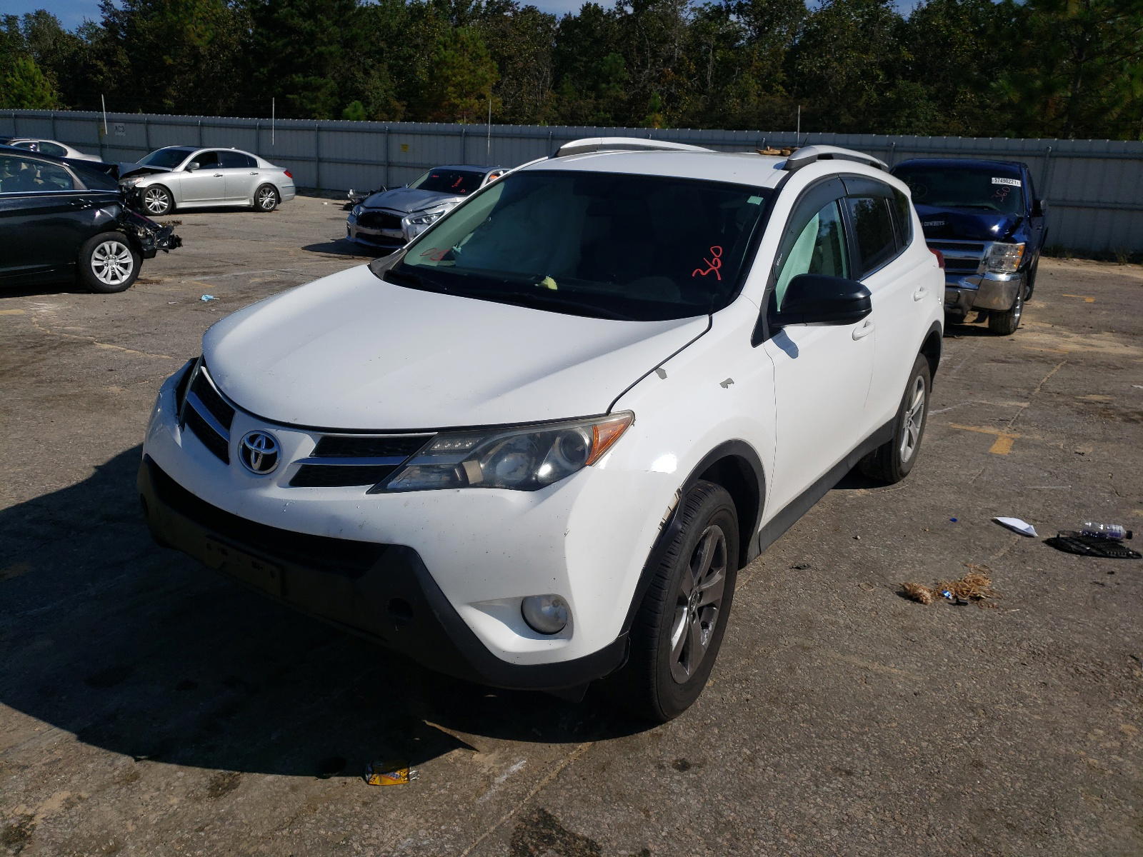 Photo 2 from auction – 2013 TOYOTA RAV4 LE with VIN 2T3BFREV9DW055578