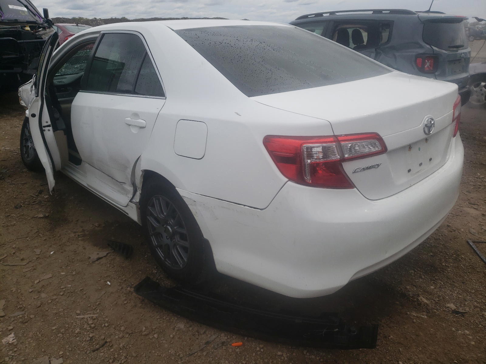 Photo 3 from auction – 2012 TOYOTA CAMRY BASE with VIN 4T4BF1FK6CR192139