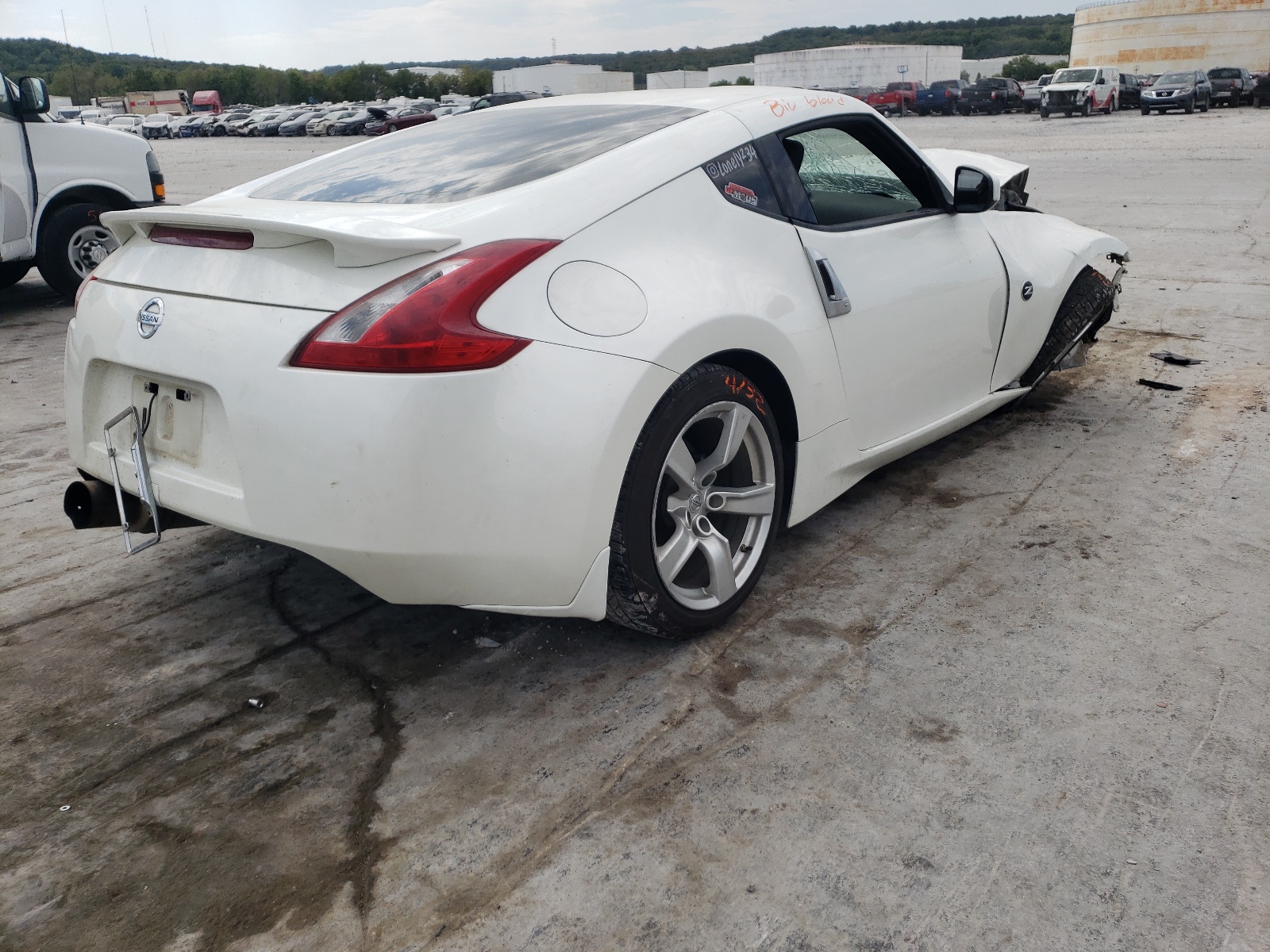 Photo 4 from auction – 2012 NISSAN 370Z BASE with VIN JN1AZ4EH5CM564338