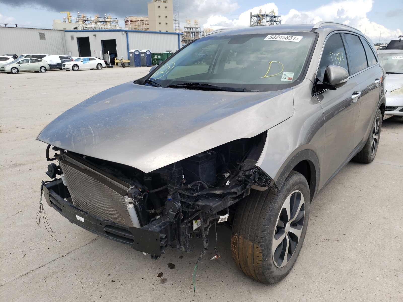 Photo 2 from auction – 2017 KIA SORENTO EX with VIN 5XYPH4A54HG300249