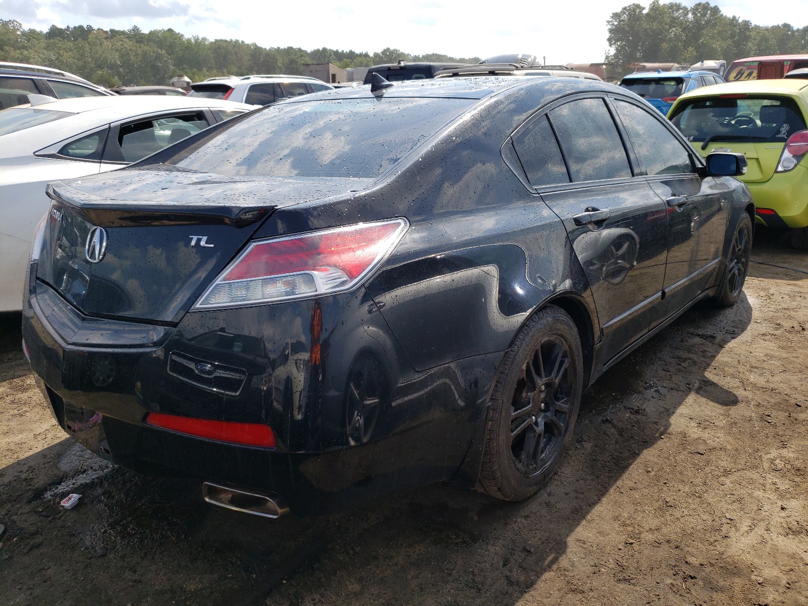 Photo 4 from auction – 2010 ACURA TL with VIN 19UUA8F20AA008490