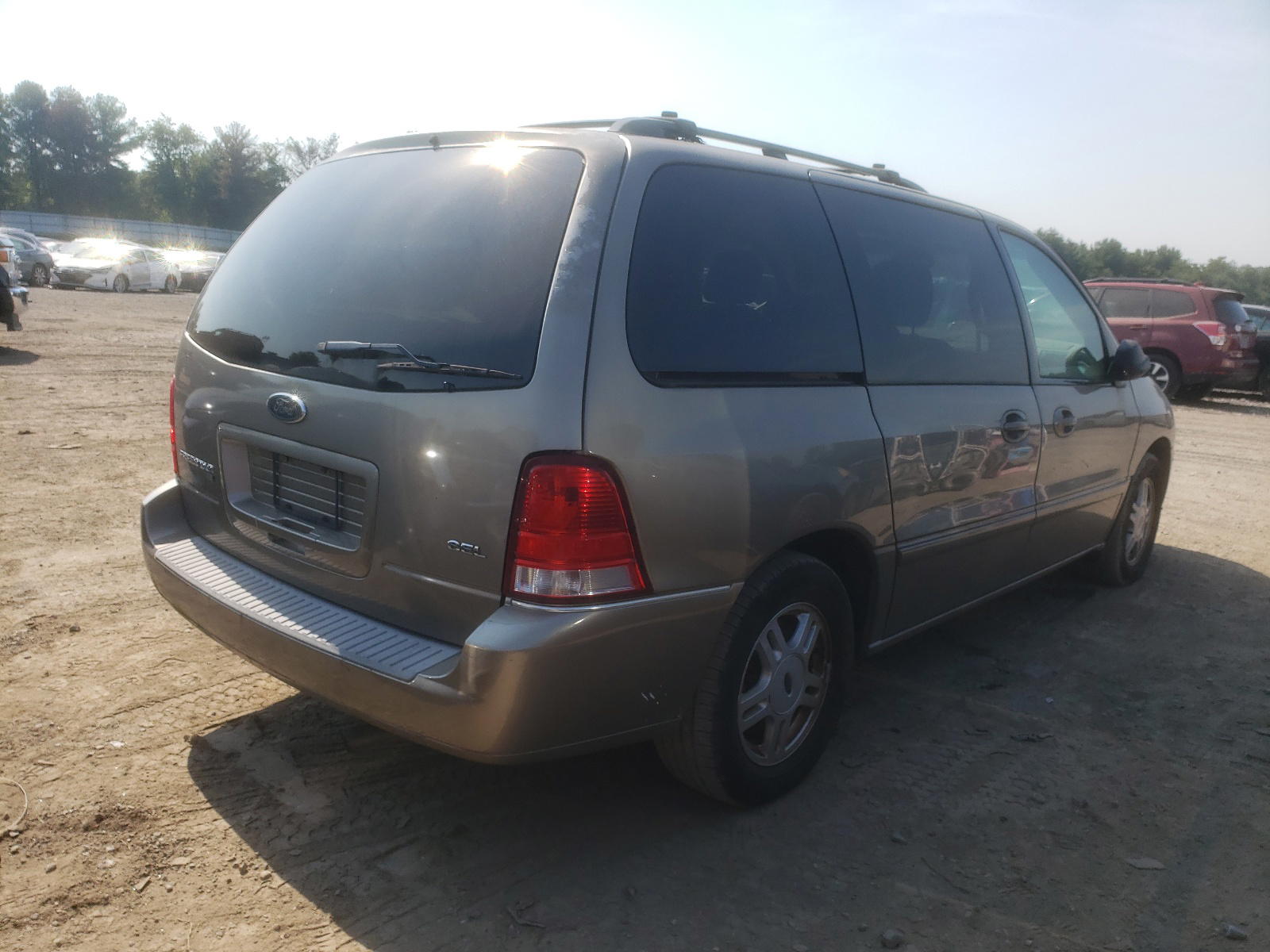 Photo 4 from auction – 2004 FORD FREESTAR S with VIN 2FMZA52254BB16875