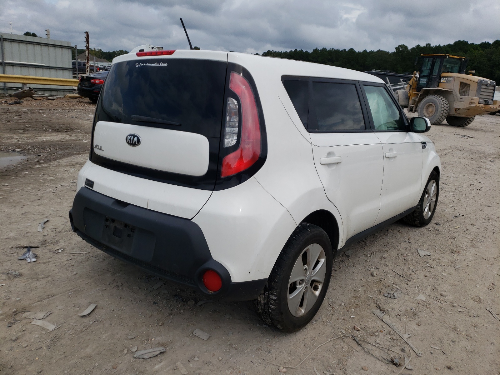 Photo 4 from auction – 2015 KIA SOUL with VIN KNDJN2A2XF7175633