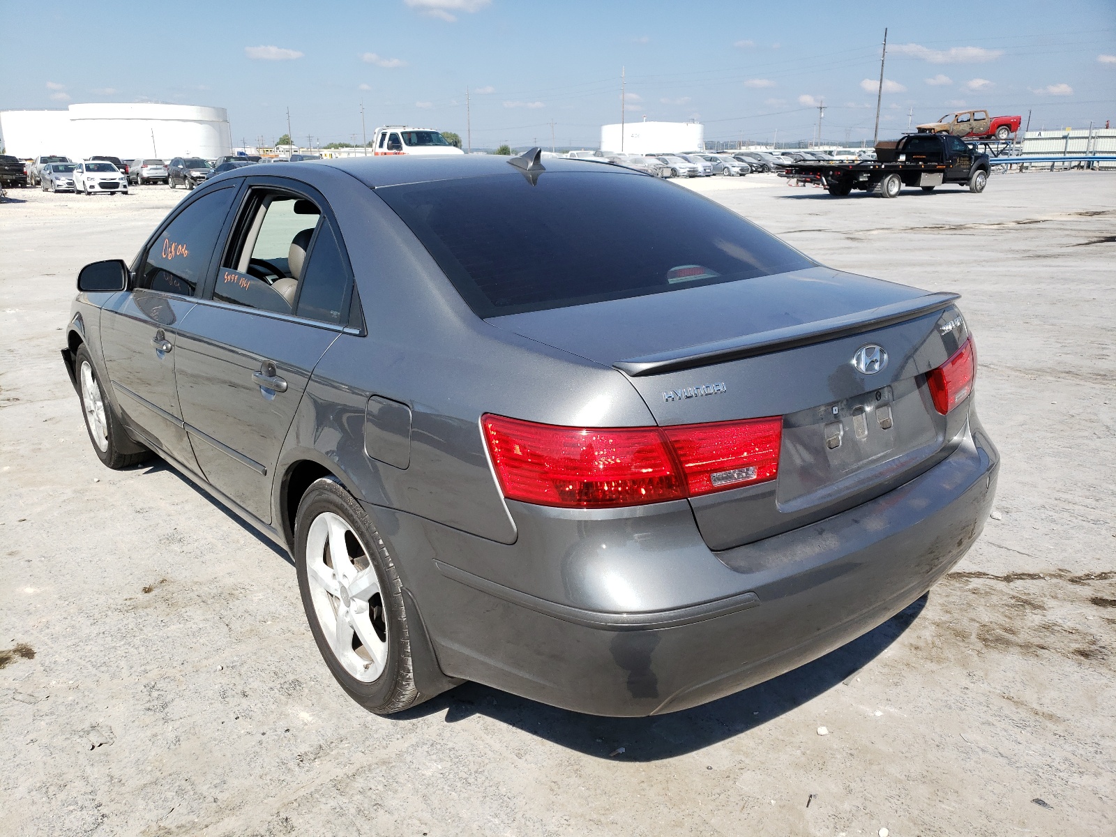 Photo 3 from auction – 2009 HYUNDAI SONATA SE with VIN 5NPEU46C69H498904