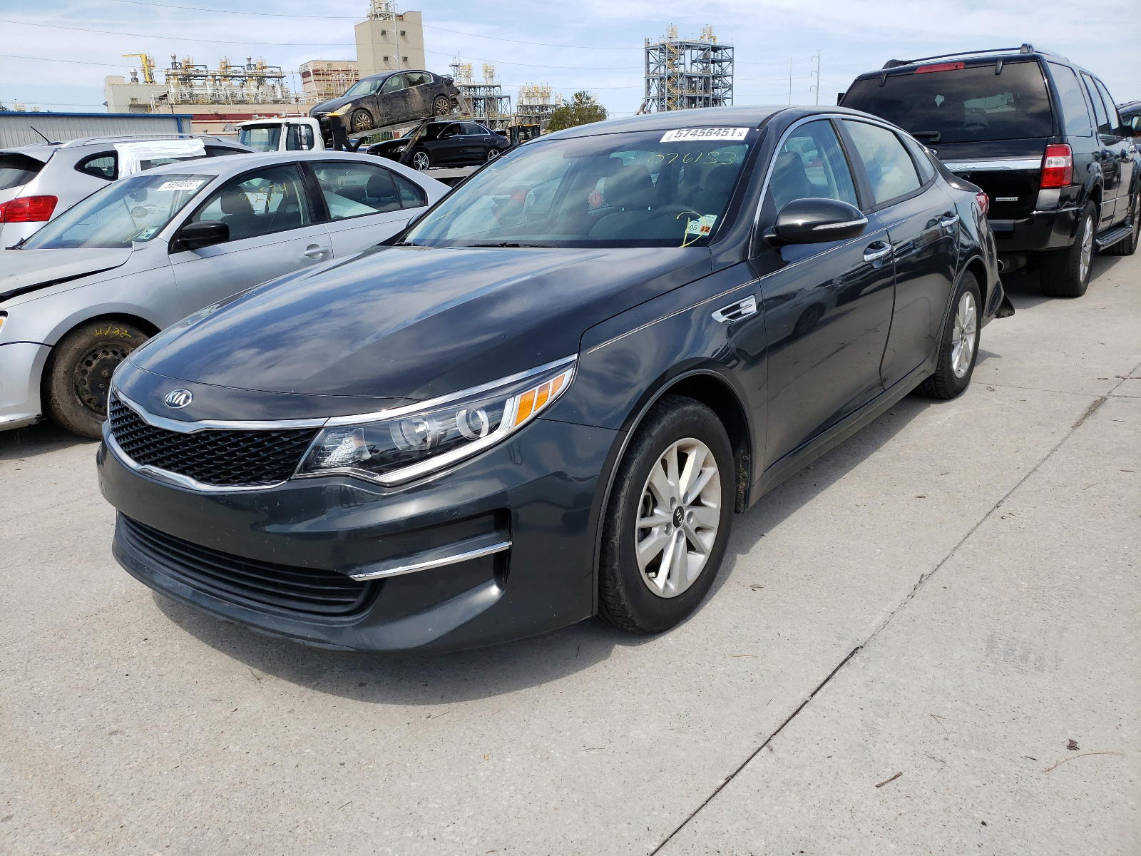Photo 2 from auction – 2016 KIA OPTIMA LX with VIN KNAGT4L35G5076133