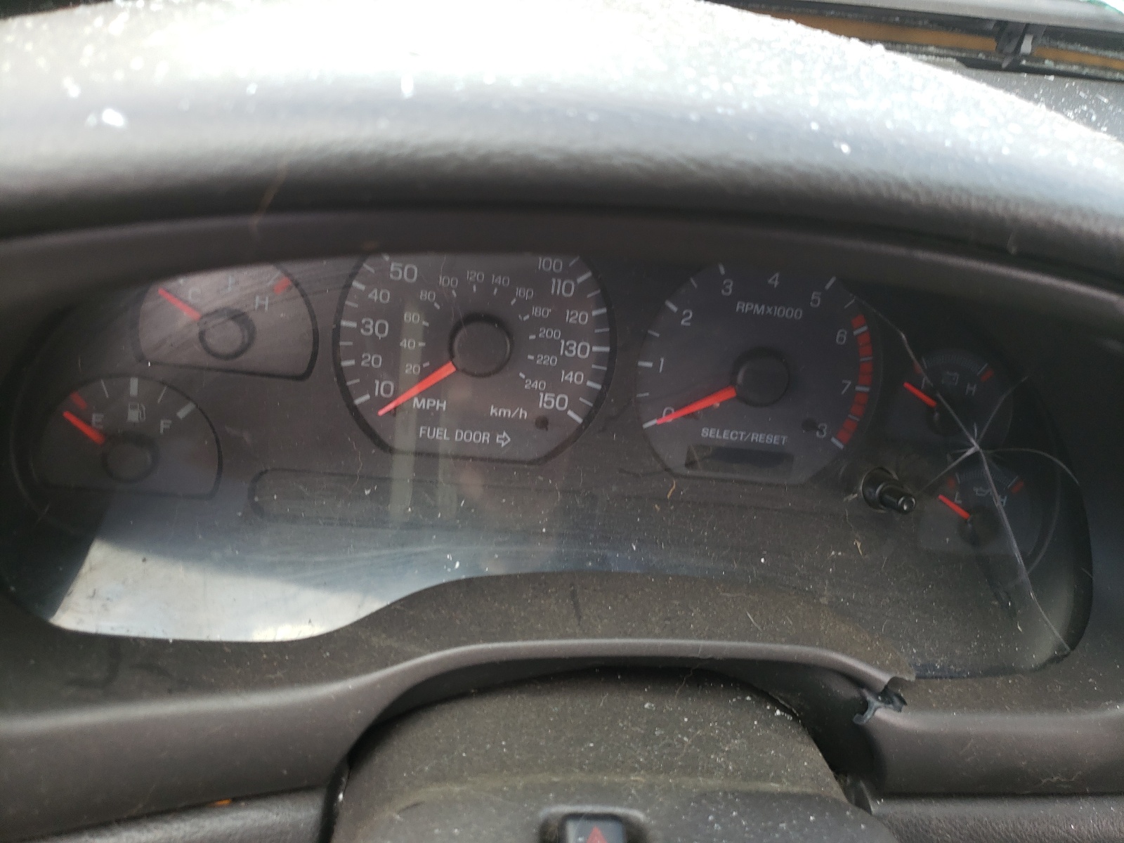 Photo 8 from auction – 2002 FORD MUSTANG GT with VIN 1FAFP42X52F111480