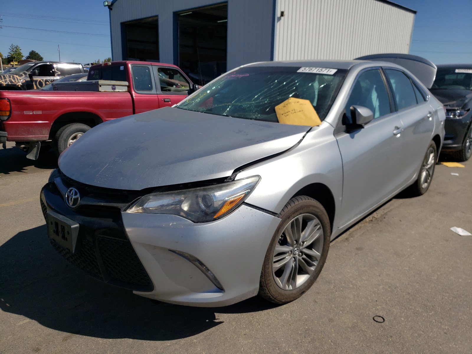 Photo 2 from auction – 2016 TOYOTA CAMRY LE with VIN 4T1BF1FK7GU575491