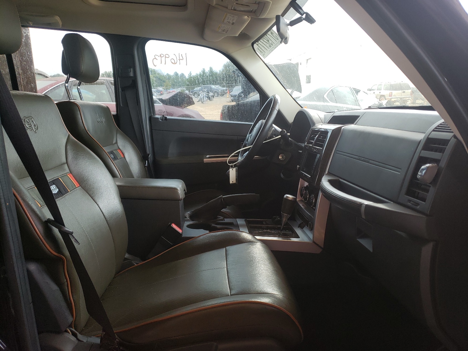 Photo 5 from auction – 2011 JEEP LIBERTY SP with VIN 1J4PN2GK4BW564893