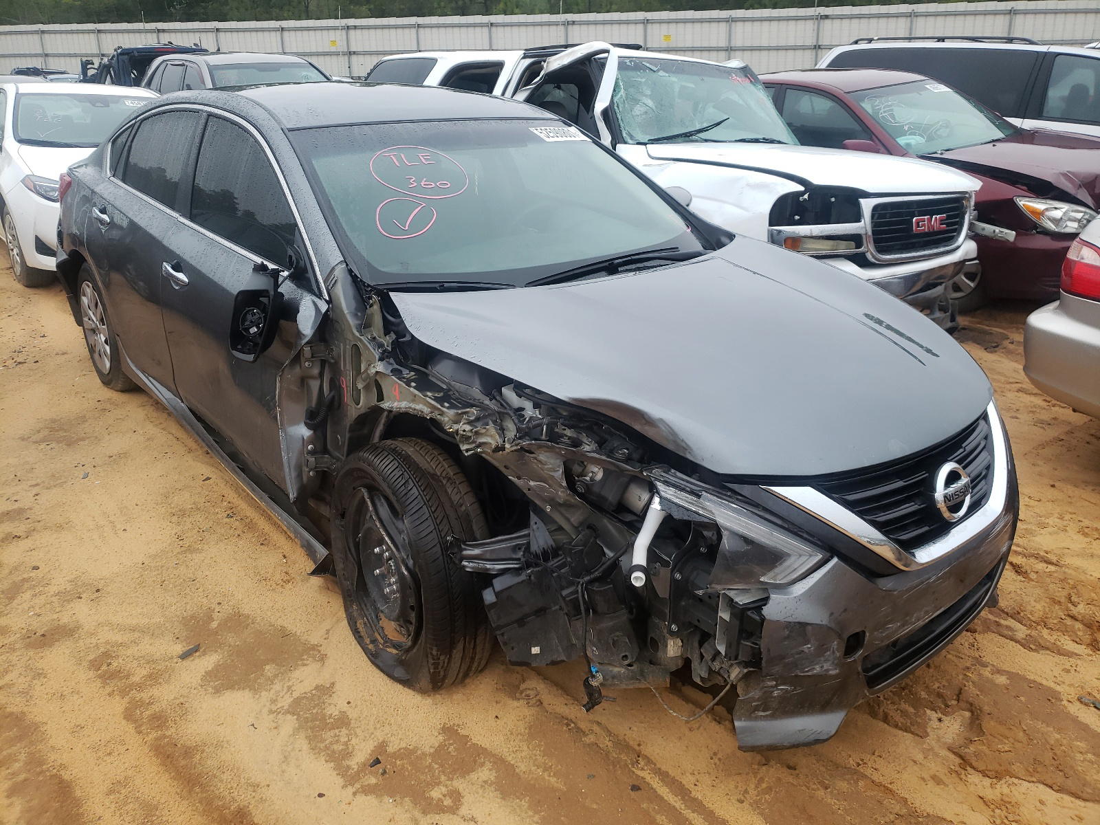 NISSAN ALTIMA 2.5 2018 with VIN 1N4AL3AP2JC282012 - Photo from auction
