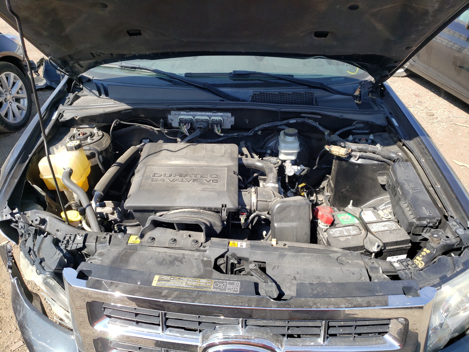 Photo 7 from auction – 2009 FORD ESCAPE XLT with VIN 1FMCU03G29KB01158