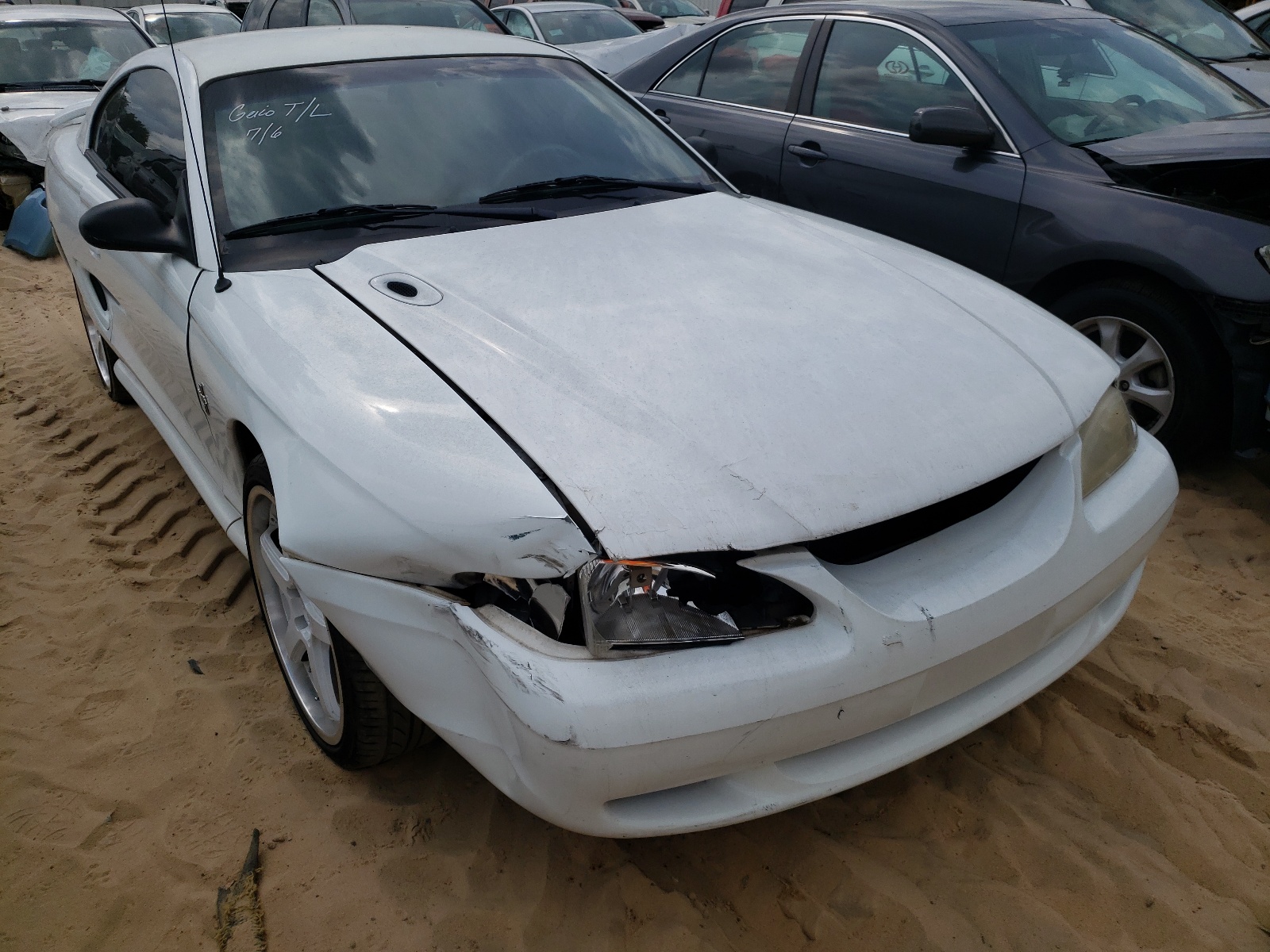 Photo 1 from auction – 1997 FORD MUSTANG with VIN 1FALP4049VF127097