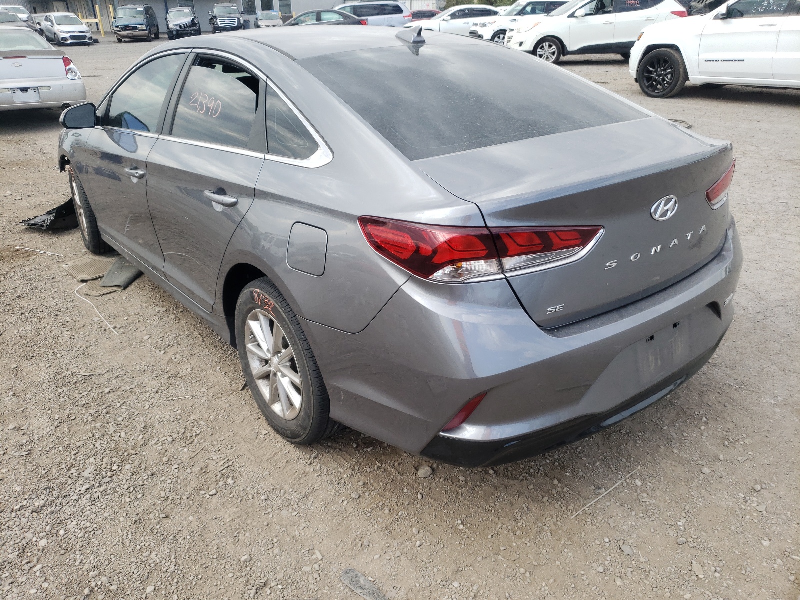 Photo 3 from auction – 2019 HYUNDAI SONATA SE with VIN 5NPE24AF8KH733901