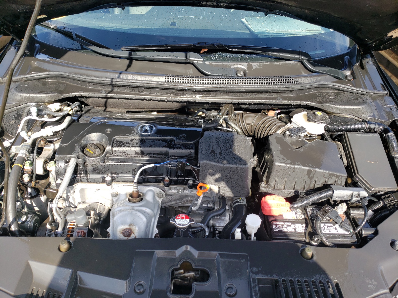 Photo 7 from auction – 2017 ACURA ILX PREMIU with VIN 19UDE2F7XHA004437