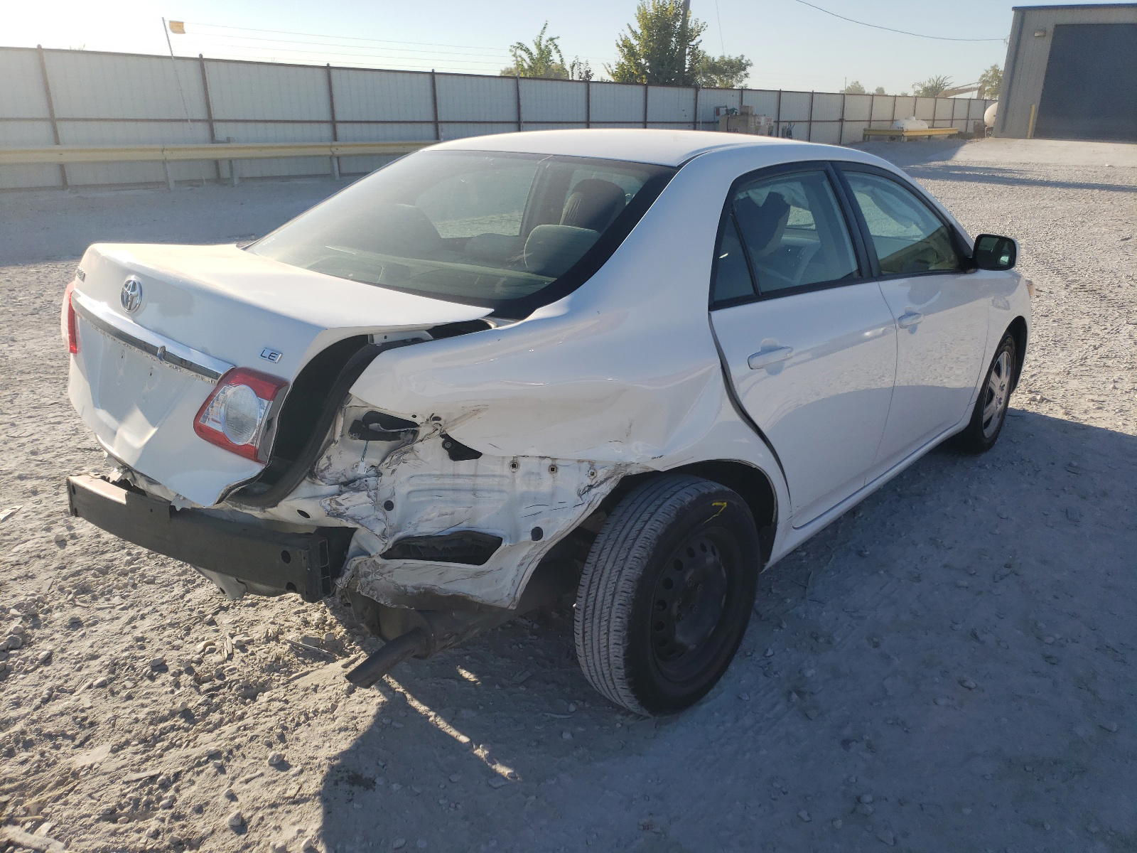 Photo 4 from auction – 2011 TOYOTA COROLLA BA with VIN JTDBU4EE7BJ090950