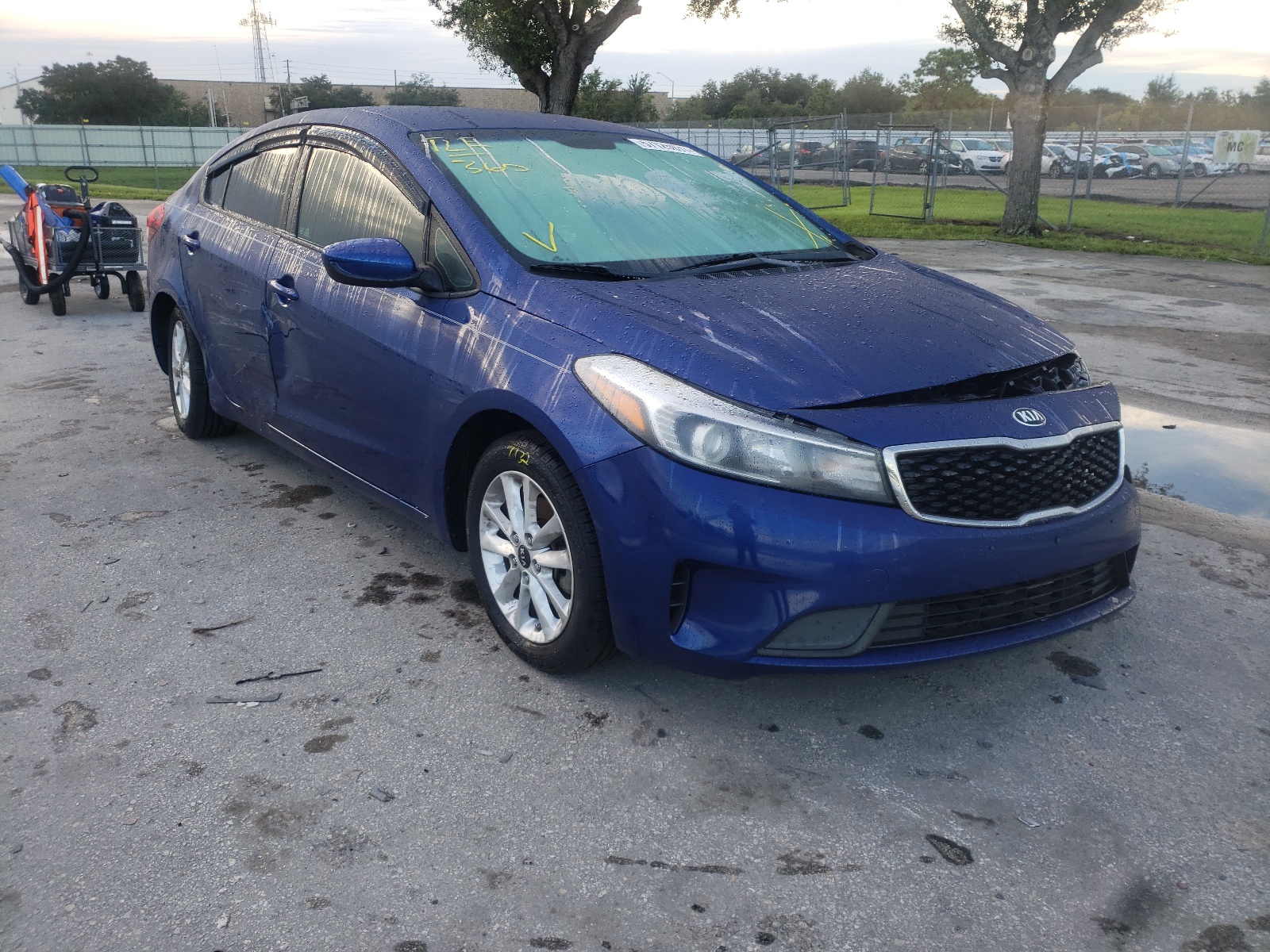 KIA FORTE LX 2017 z numerem VIN 3KPFL4A73HE100634 - Zdjęcie z aukcji