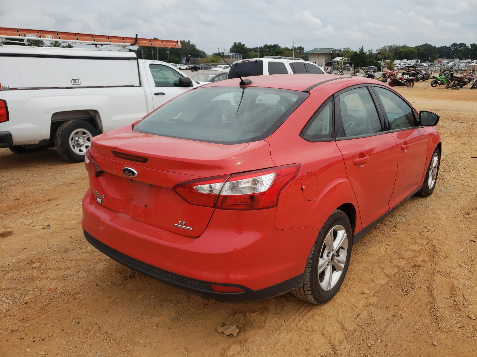 Photo 4 from auction – 2014 FORD FOCUS SE with VIN 1FADP3F24EL361637