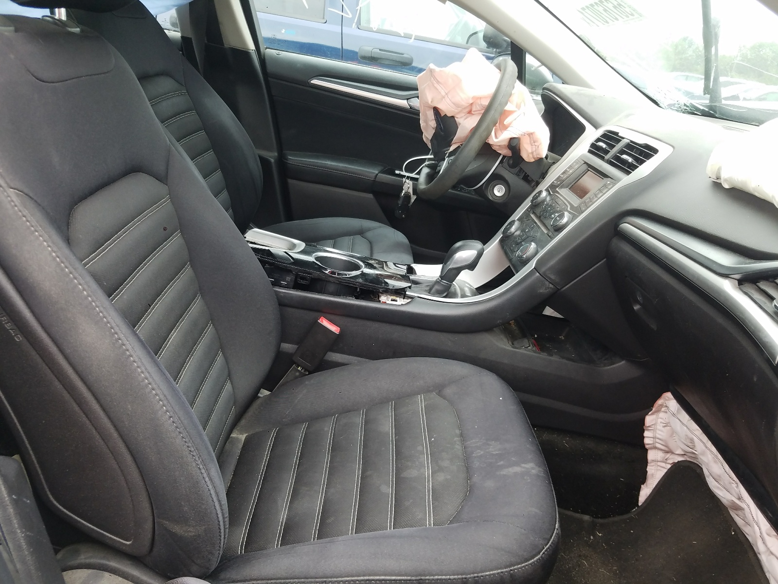 Photo 5 from auction – 2013 FORD FUSION SE with VIN 3FA6P0H78DR326986