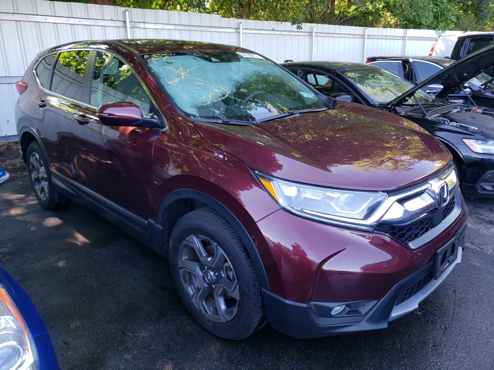 Photo 1 from auction – 2019 HONDA CR-V EX with VIN 2HKRW2H57KH613739