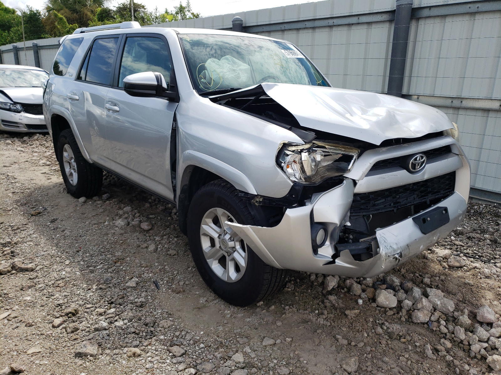 TOYOTA 4RUNNER SR 2014 with VIN JTEZU5JR4E5074906 - Photo from auction