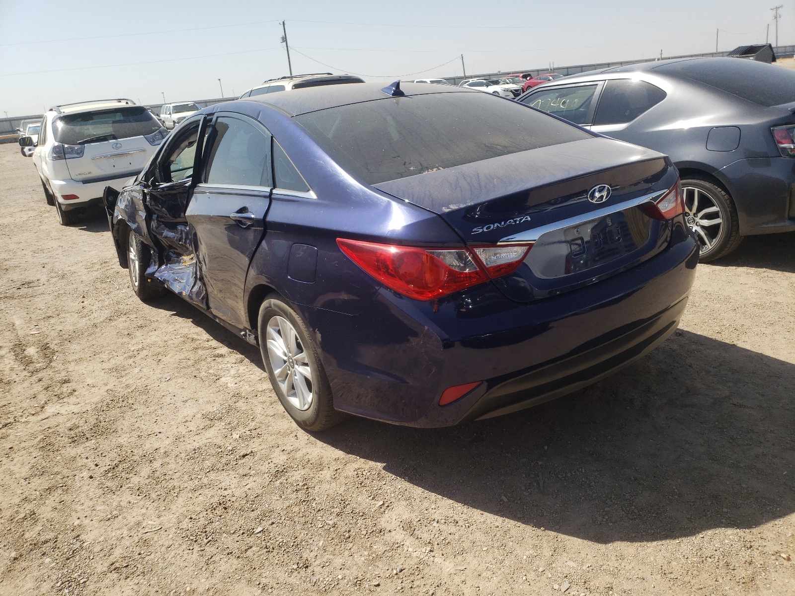 Photo 3 from auction – 2014 HYUNDAI SONATA GLS with VIN 5NPEB4AC4EH854435