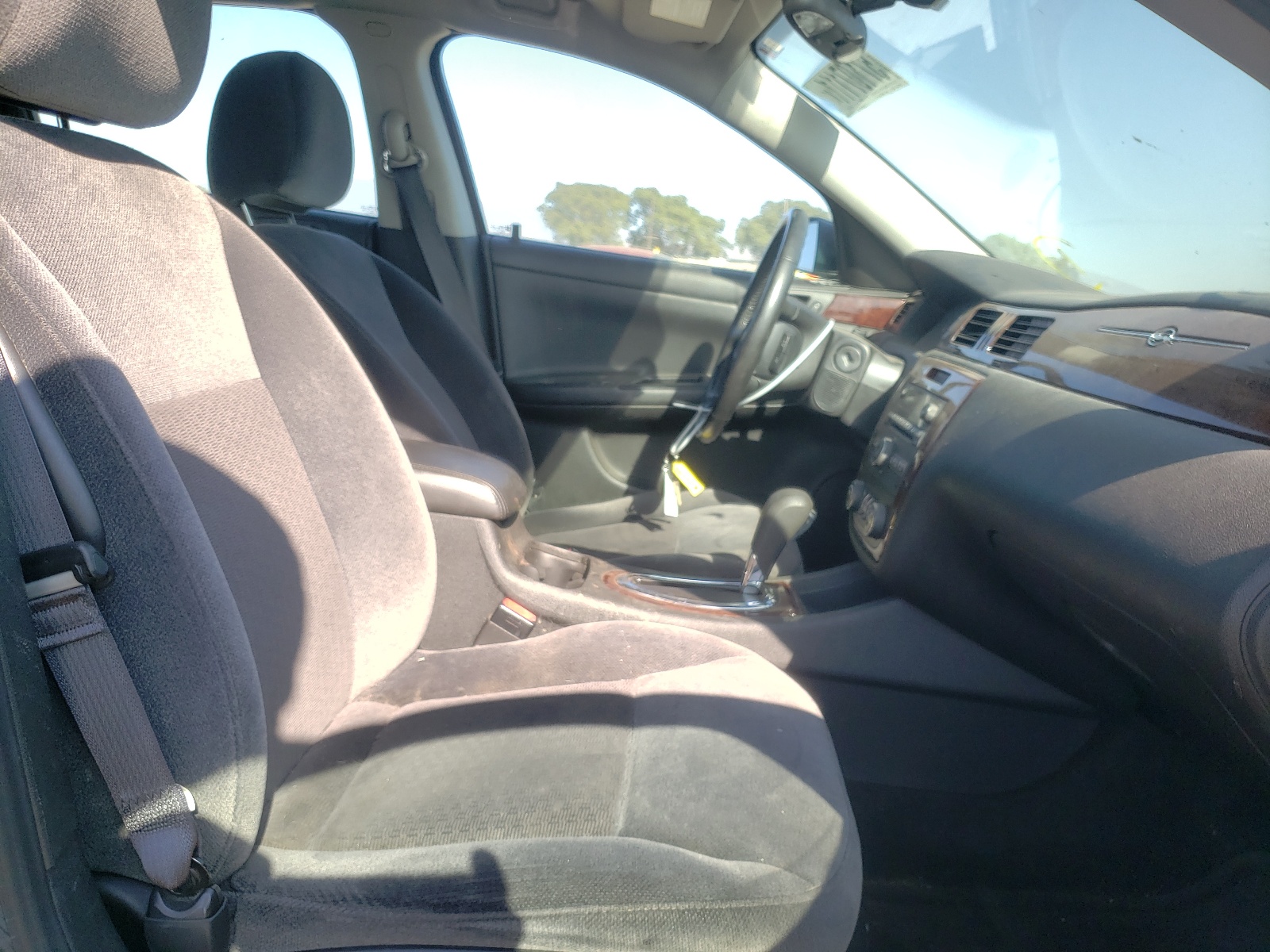 Photo 5 from auction – 2011 CHEVROLET IMPALA LT with VIN 2G1WG5EK1B1213746