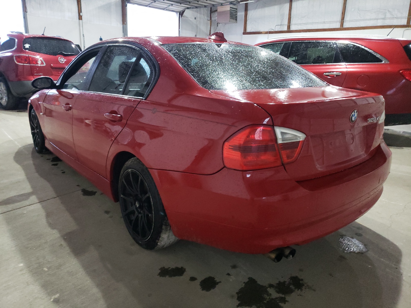 Photo 3 from auction – 2007 BMW 328 XI with VIN WBAVC93527KX56692