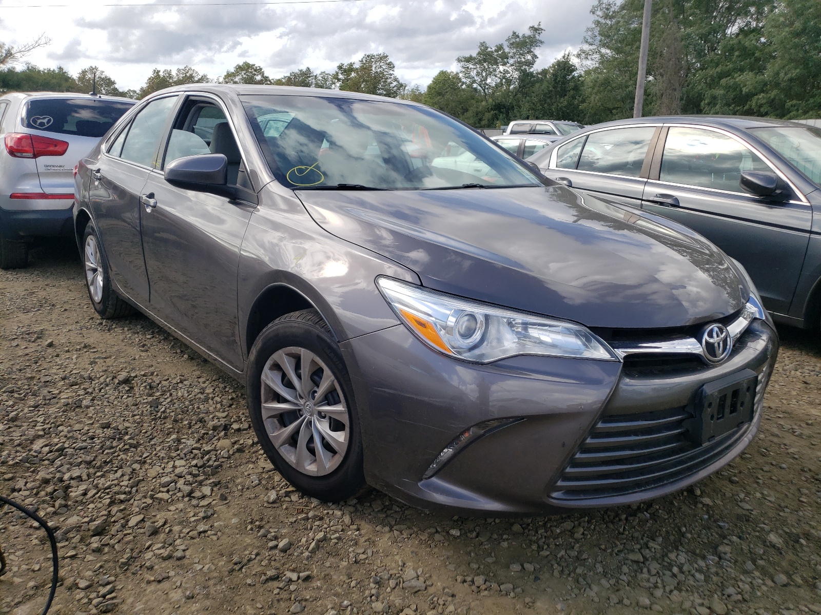 Photo 1 from auction – 2016 TOYOTA CAMRY LE with VIN 4T4BF1FK5GR543998