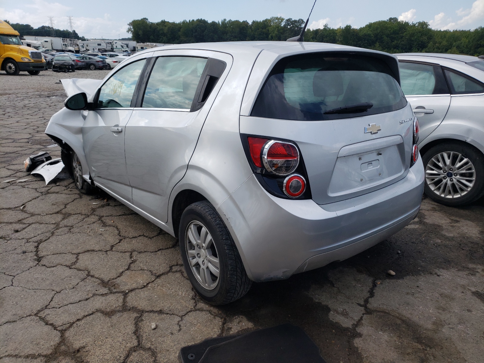 Photo 3 from auction – 2014 CHEVROLET SONIC LT with VIN 1G1JC6SHXE4104036