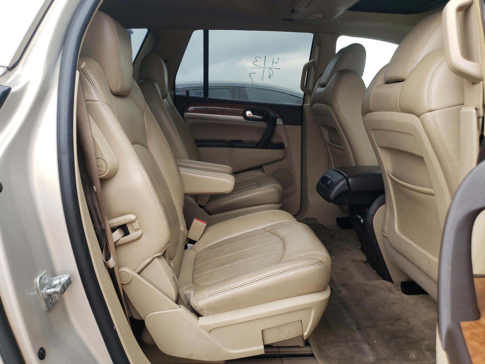 Photo 6 from auction – 2010 BUICK ENCLAVE CX with VIN 5GALRCED6AJ131513