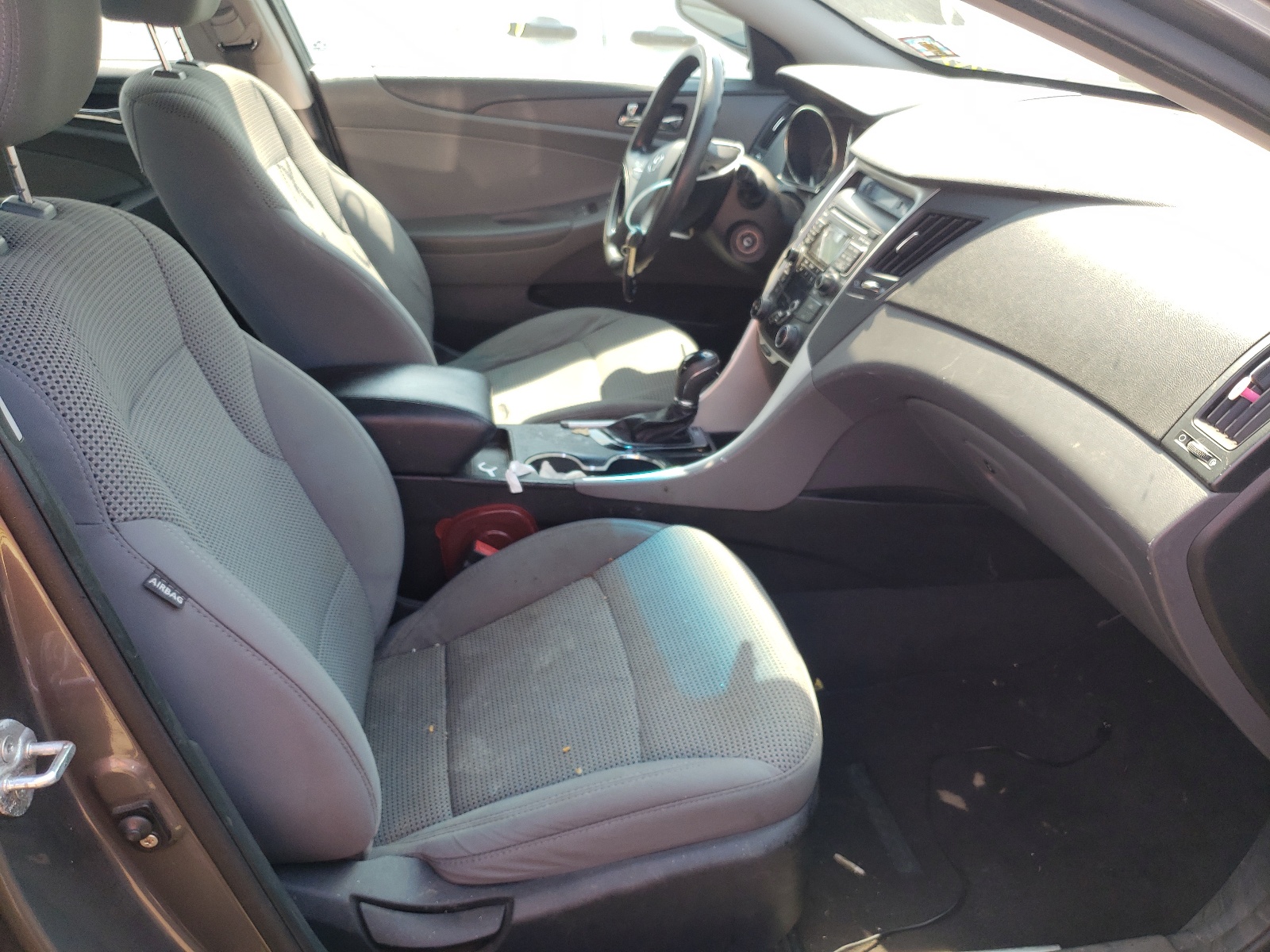 Photo 5 from auction – 2011 HYUNDAI SONATA GLS with VIN 5NPEB4AC7BH291716