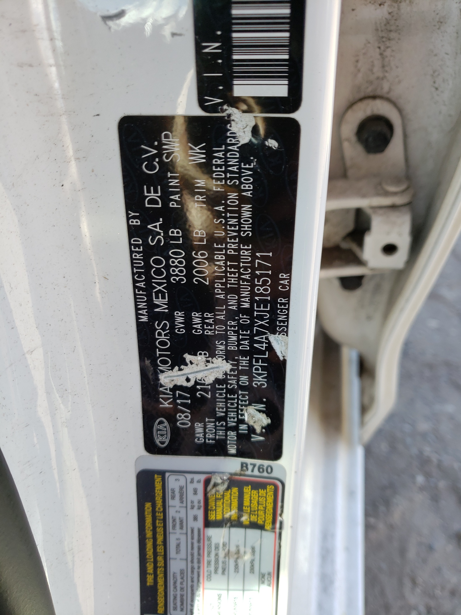 Photo 10 from auction – 2018 KIA FORTE LX with VIN 3KPFL4A7XJE185171