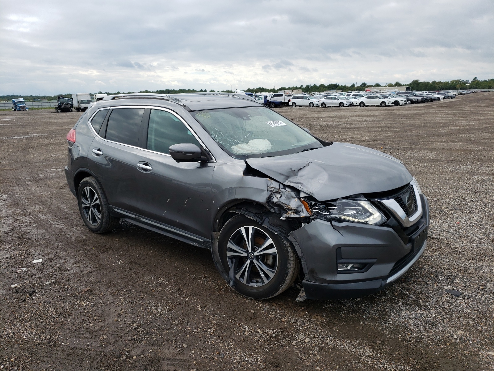 Photo 1 from auction – 2017 NISSAN ROGUE S with VIN 5N1AT2MTXHC823729