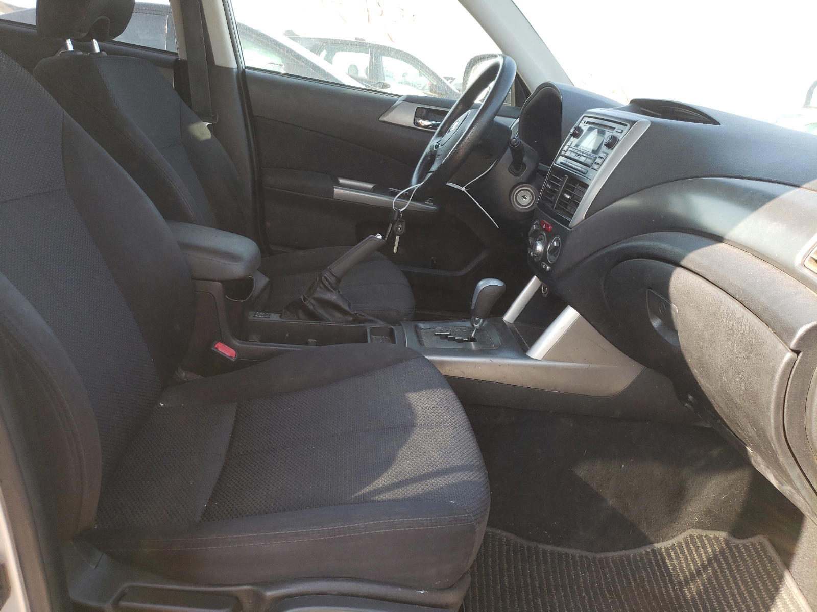 Photo 5 from auction – 2012 SUBARU FORESTER with VIN JF2SHBDC3CH427780