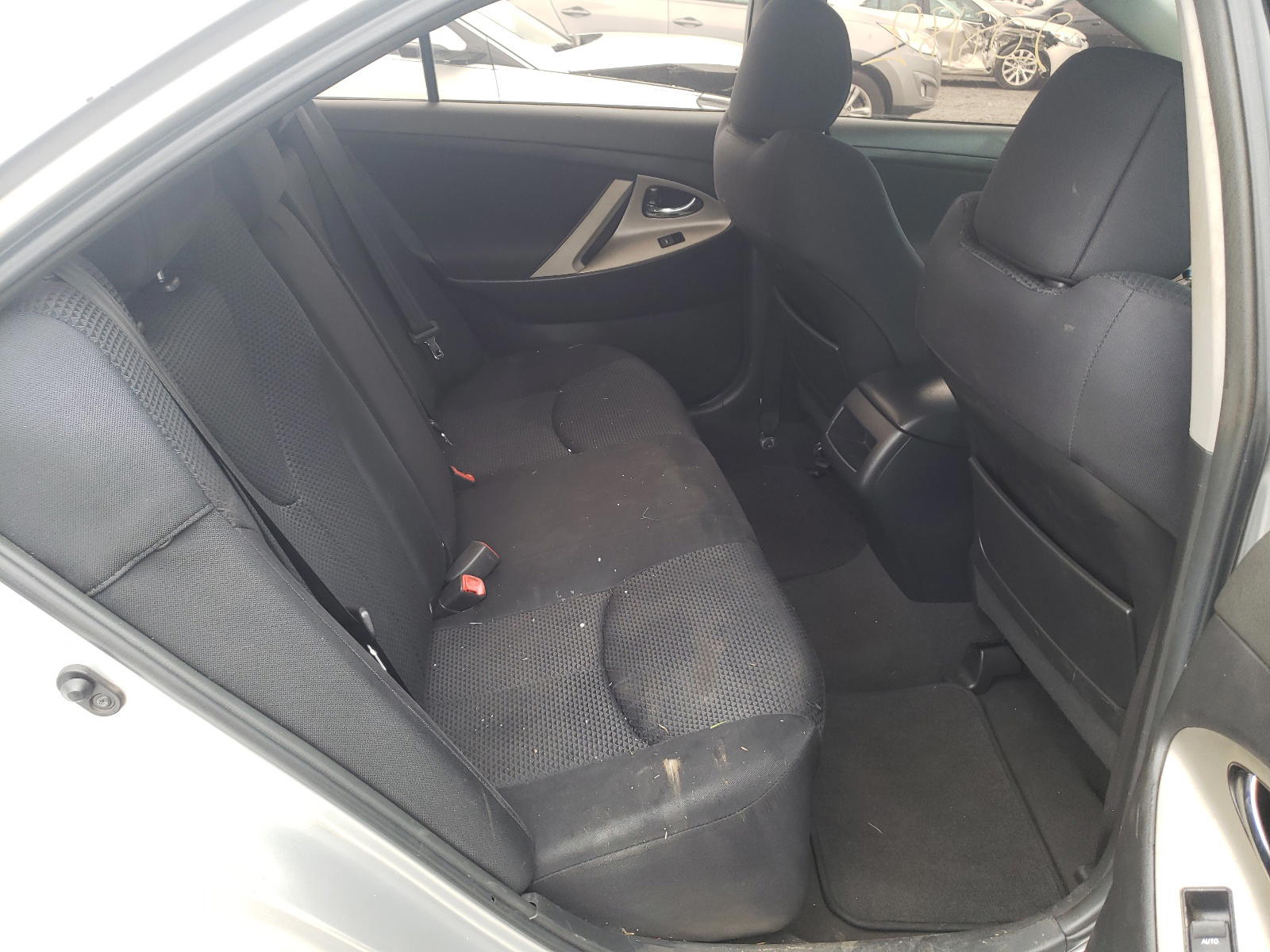 Photo 6 from auction – 2011 TOYOTA CAMRY BASE with VIN 4T1BF3EK4BU773502
