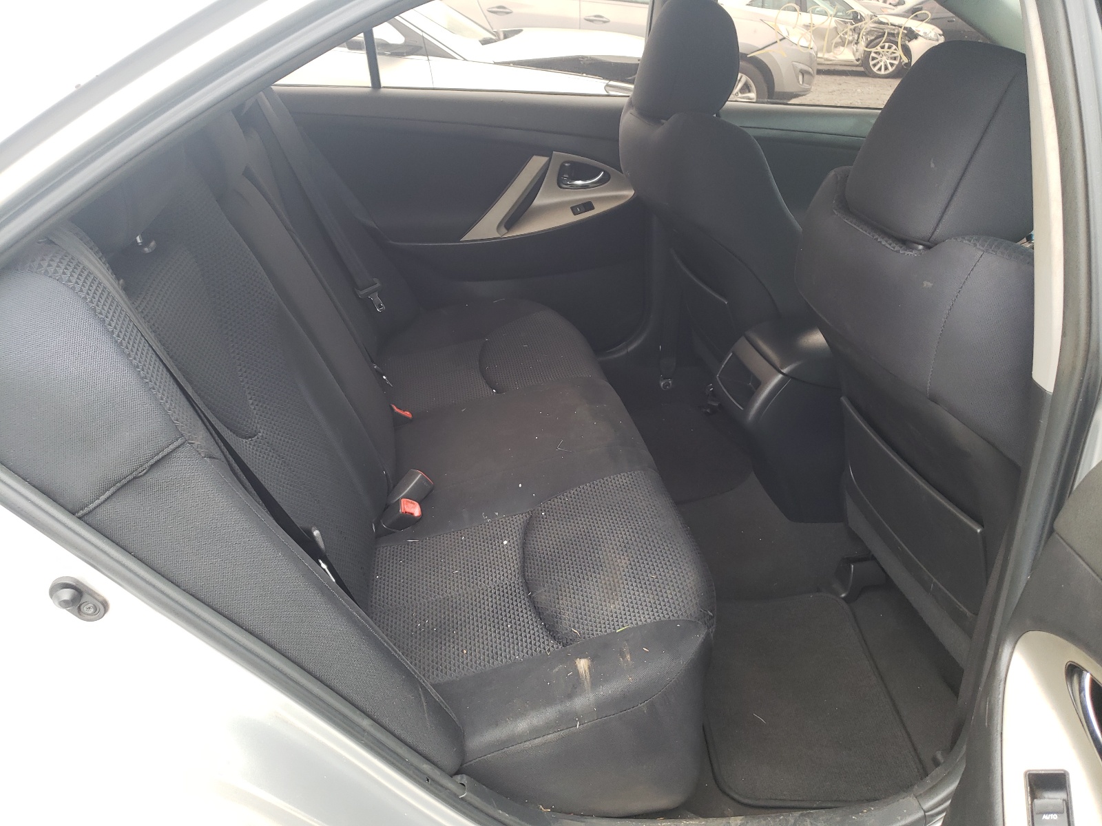 Фото 6 с аукциона – 2011 TOYOTA CAMRY BASE с VIN 4T1BF3EK4BU773502
