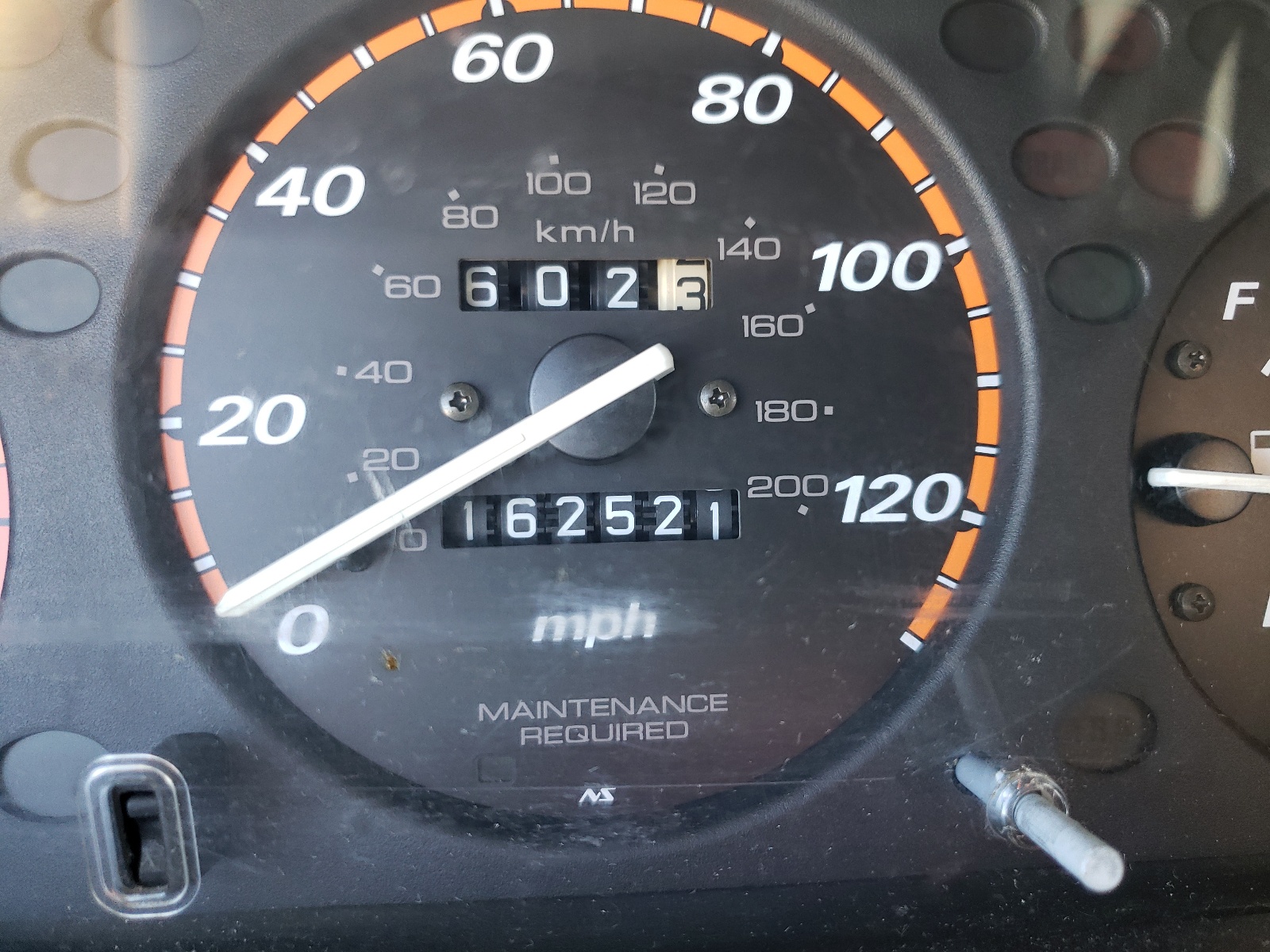 Photo 8 from auction – 1999 HONDA CR-V with VIN JHLRD1868XC084915