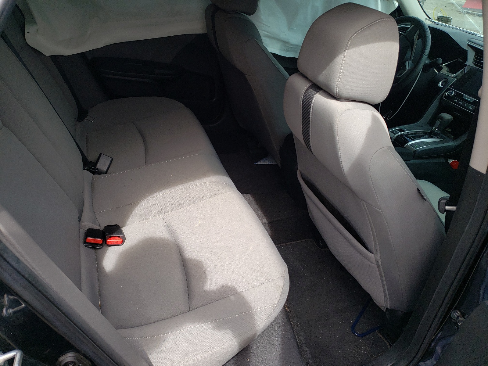 Foto 6 de la subasta – 2018 HONDA CIVIC EX con VIN 2HGFC2F76JH509980