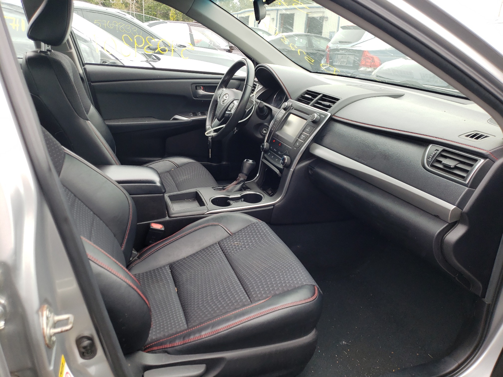 Photo 5 from auction – 2015 TOYOTA CAMRY LE with VIN 4T1BF1FK1FU489365