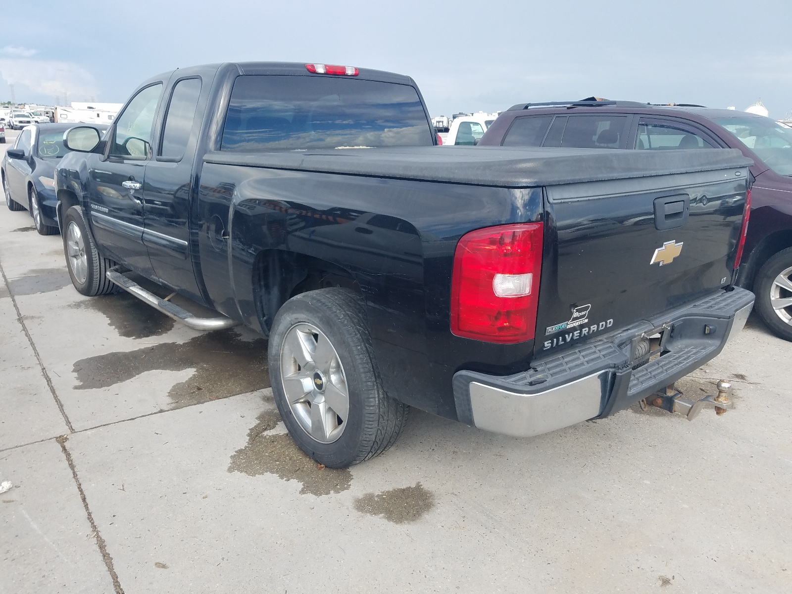 Photo 3 from auction – 2010 CHEVROLET SILVERADO with VIN 1GCSCSE09AZ156393