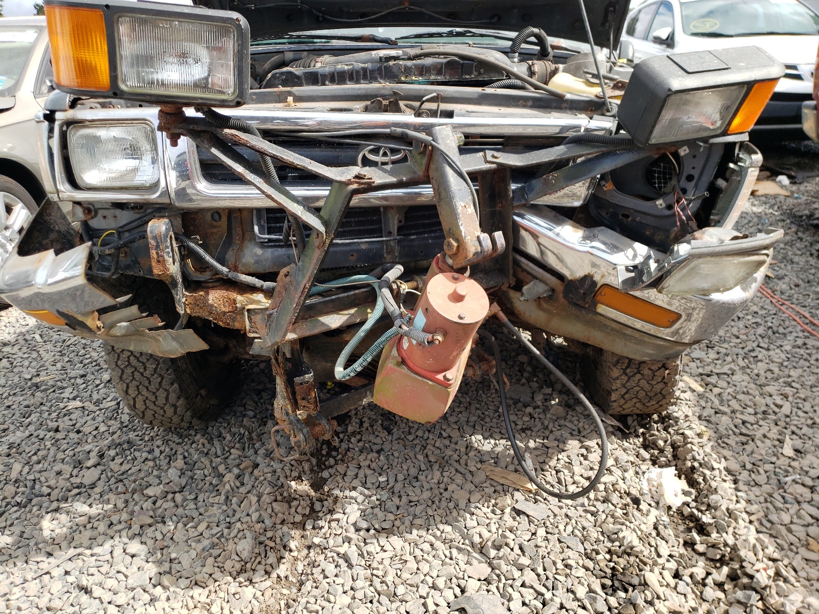 Photo 9 from auction – 1994 TOYOTA PICKUP 1/2 with VIN 4TARN01P1RZ241963