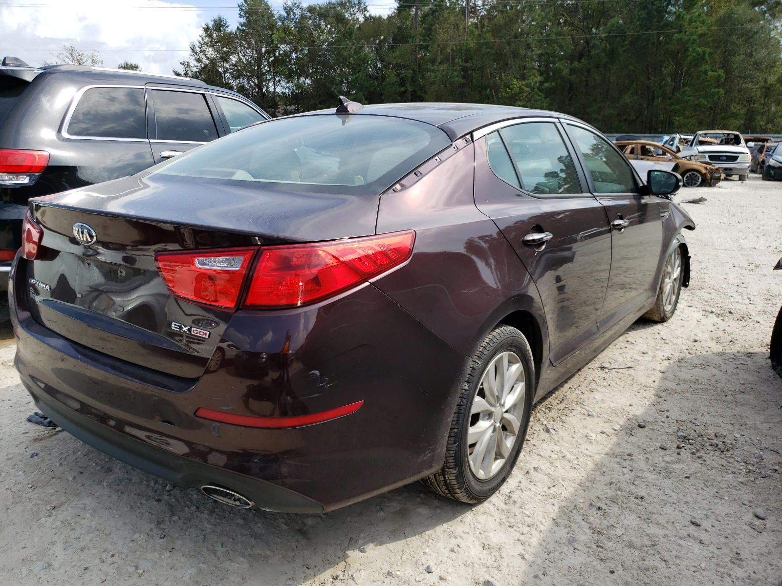 Photo 4 from auction – 2015 KIA OPTIMA EX with VIN 5XXGN4A75FG356812