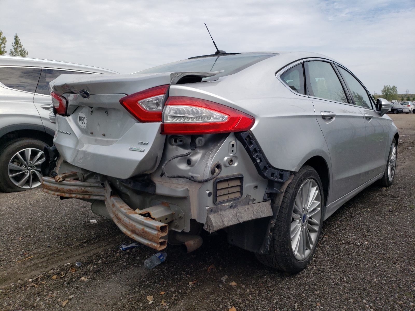 Photo 4 from auction – 2014 FORD FUSION SE with VIN 3FA6P0H92ER153159