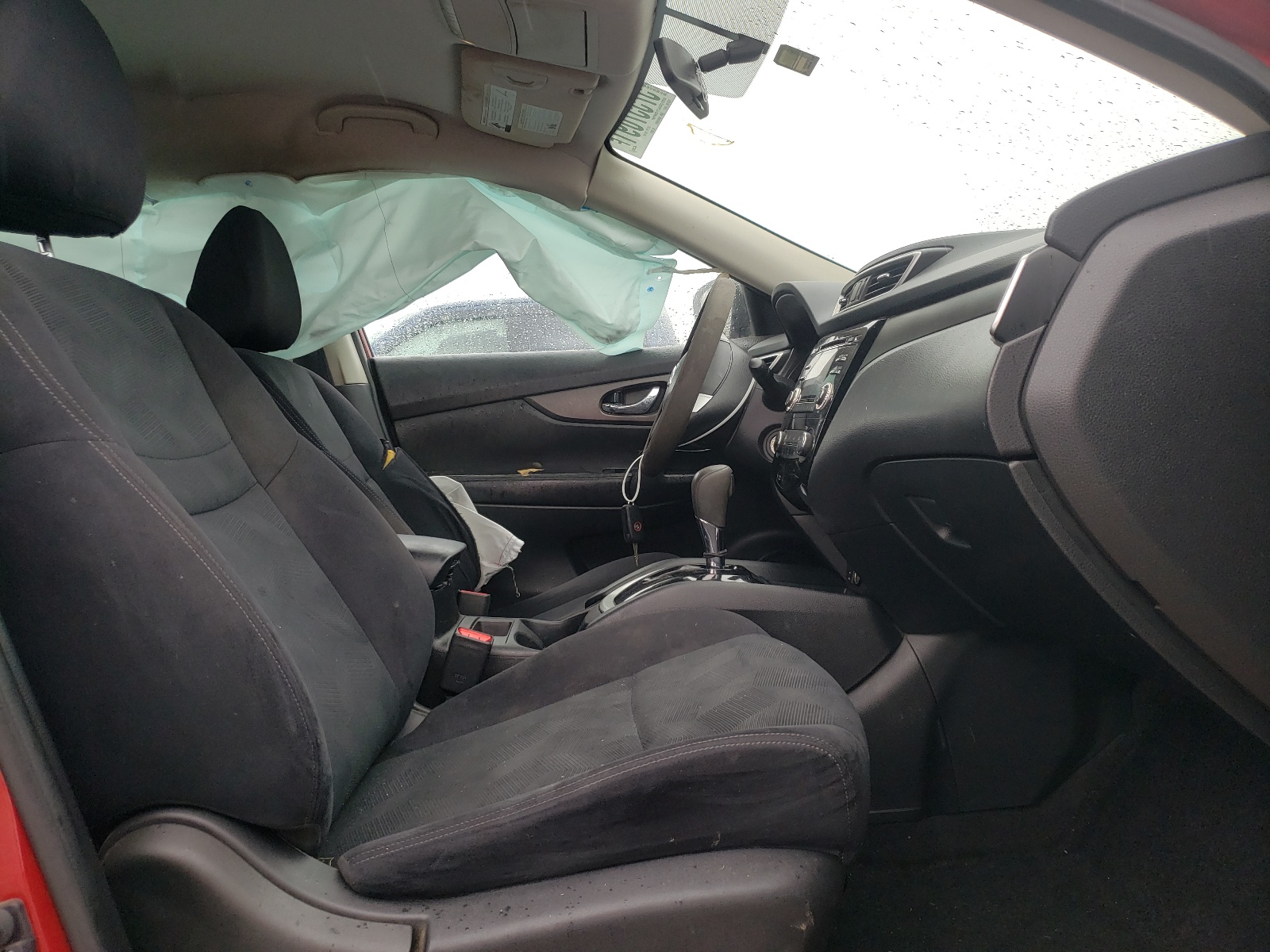 Photo 5 from auction – 2016 NISSAN ROGUE S with VIN JN8AT2MT9GW009206
